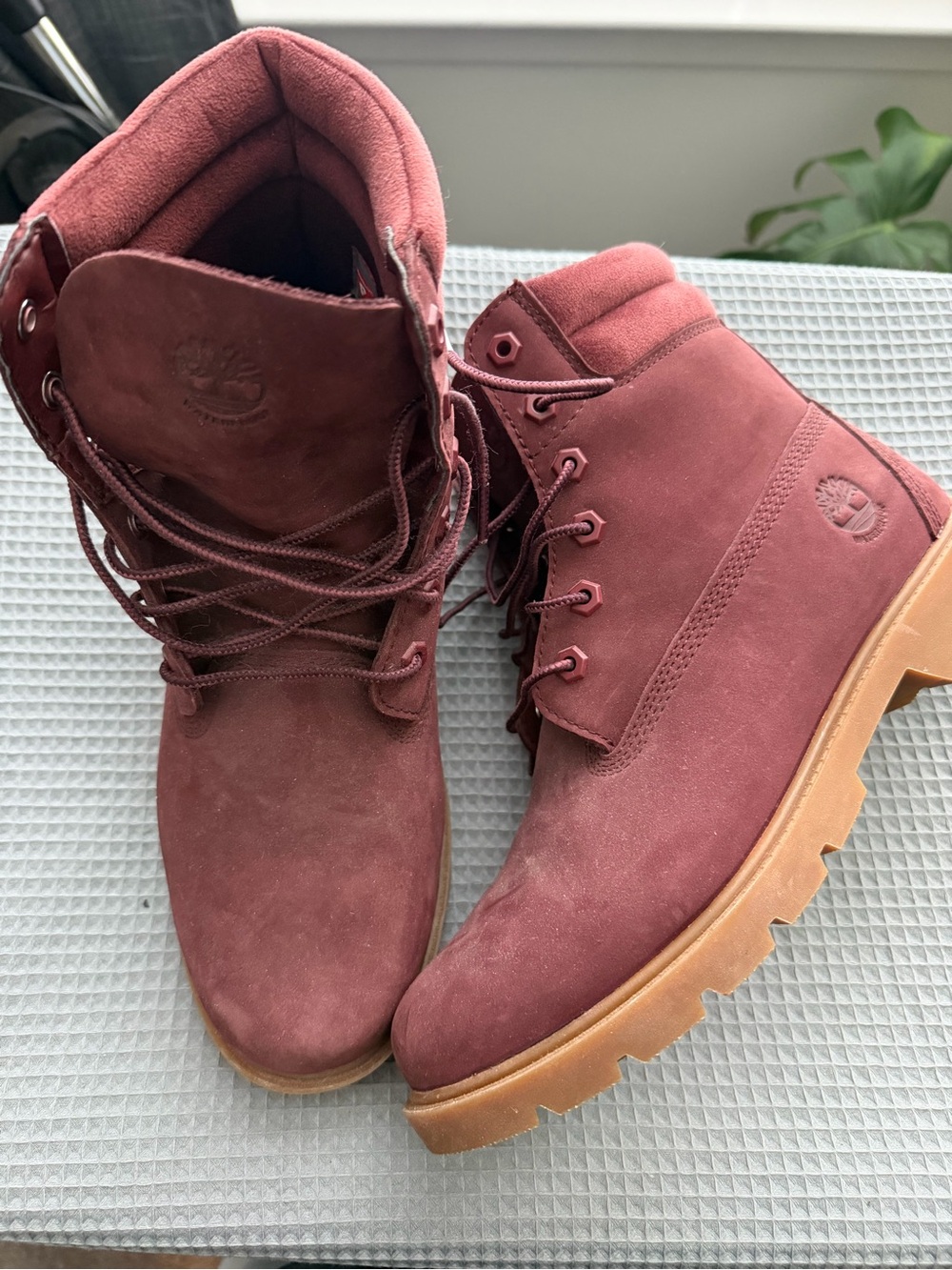 Timberland Women's Burgundy Nubuck Lace-Up Boots with Gum Sole
